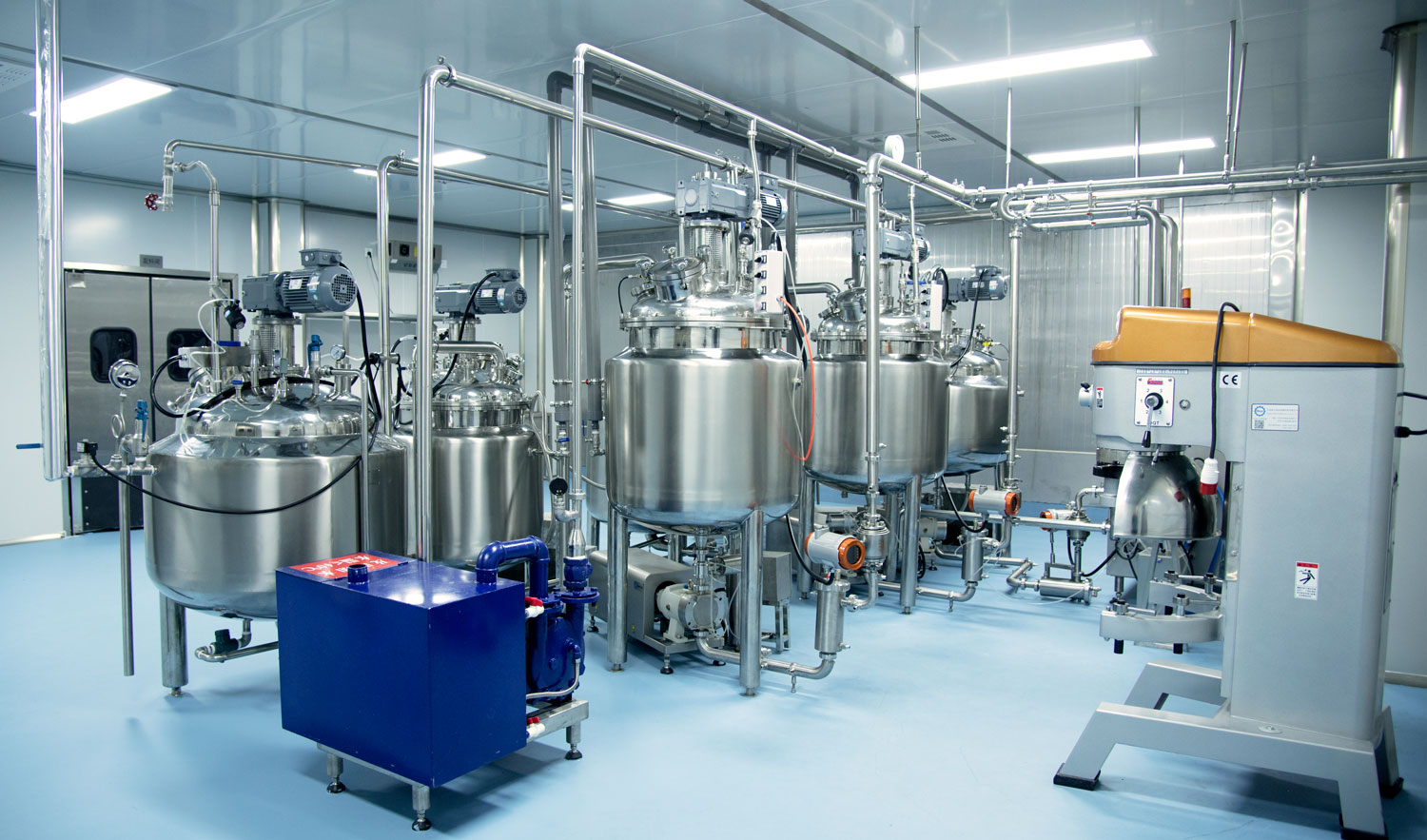 供货星巴克的蛋糕厂3个月"憋出"90款新品,"高新技术企业"头衔这样得来