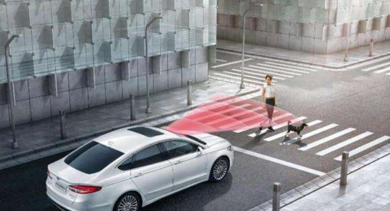 头条罗汉团丨看老司机们如何吐槽“现实骨感”的驾驶辅助系统