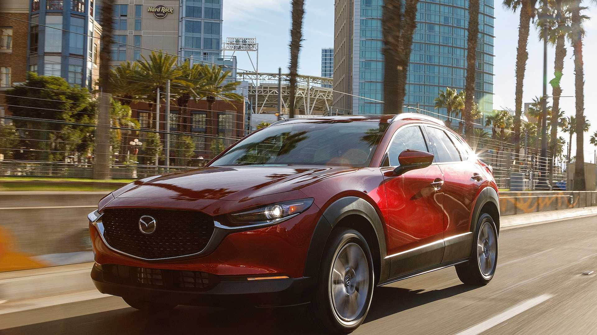 颜值控会选择谁？CX-30“硬钢”奕泽