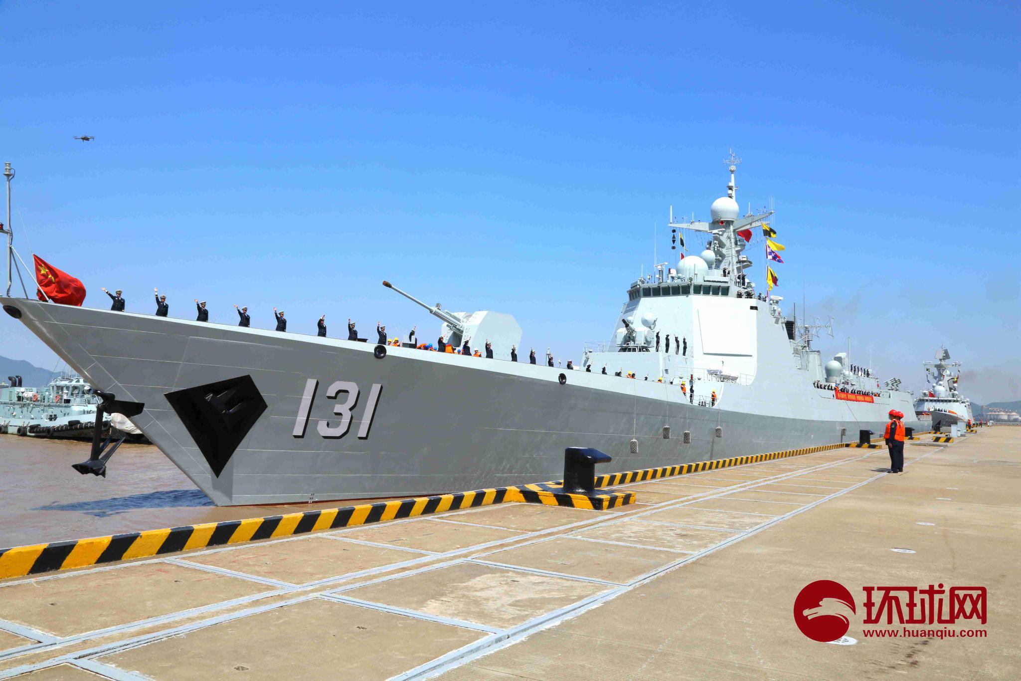 护航编队准备完毕请示启航今日海军第35批护航编队从浙江舟山某军港