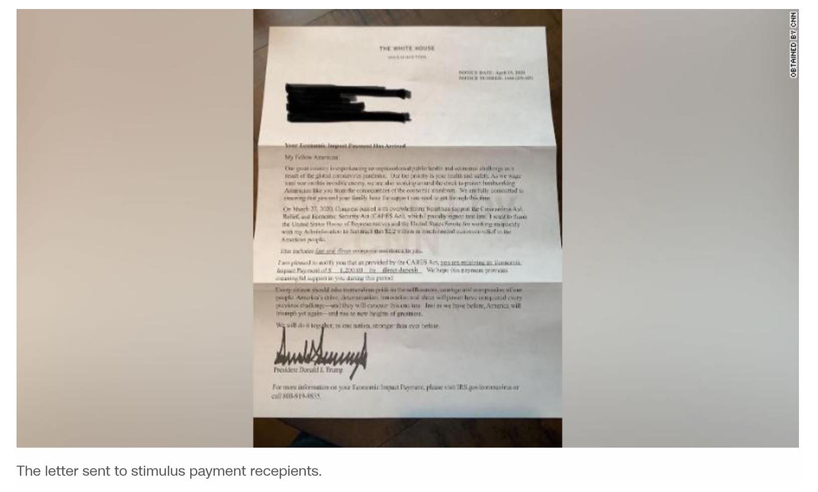 △特朗普签名信样本。（图片来源：美国有线电视新闻网）