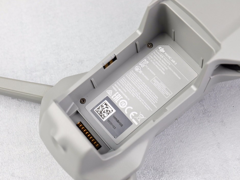 4999元大疆mavicair2无人机开箱图赏