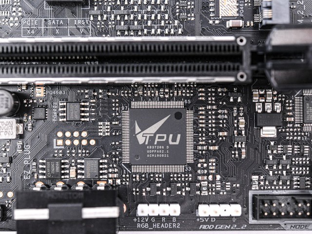 华硕rog|超频|芯片组_新浪科技_新浪网