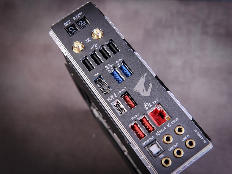 10代大师技嘉z490aorusmaster图赏