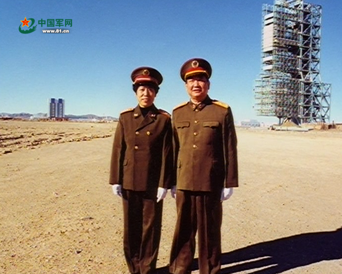 潘仁瑾与丈夫刘明山的合影。