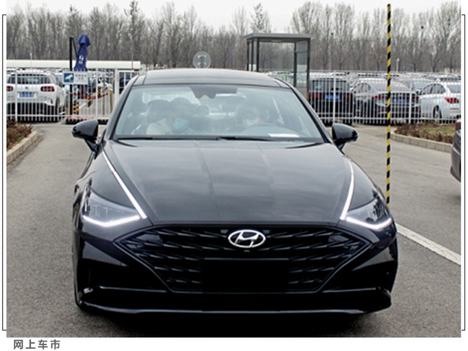 国产第十代索纳塔配置曝光 双大屏亮眼 6月上市