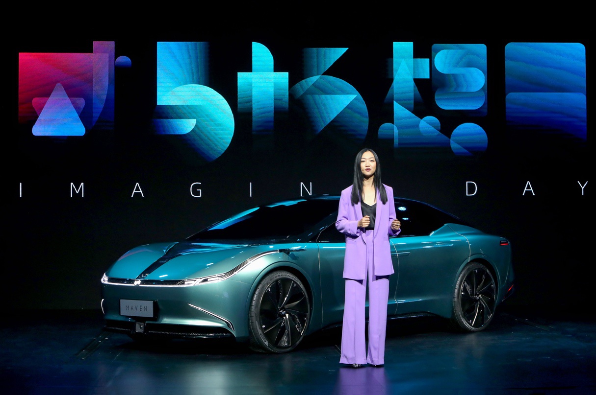 威马发威，全新EX5-Z与首款轿车概念车Maven两连发