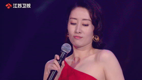 女明星们回应“中年困惑”。来源：网页截图 