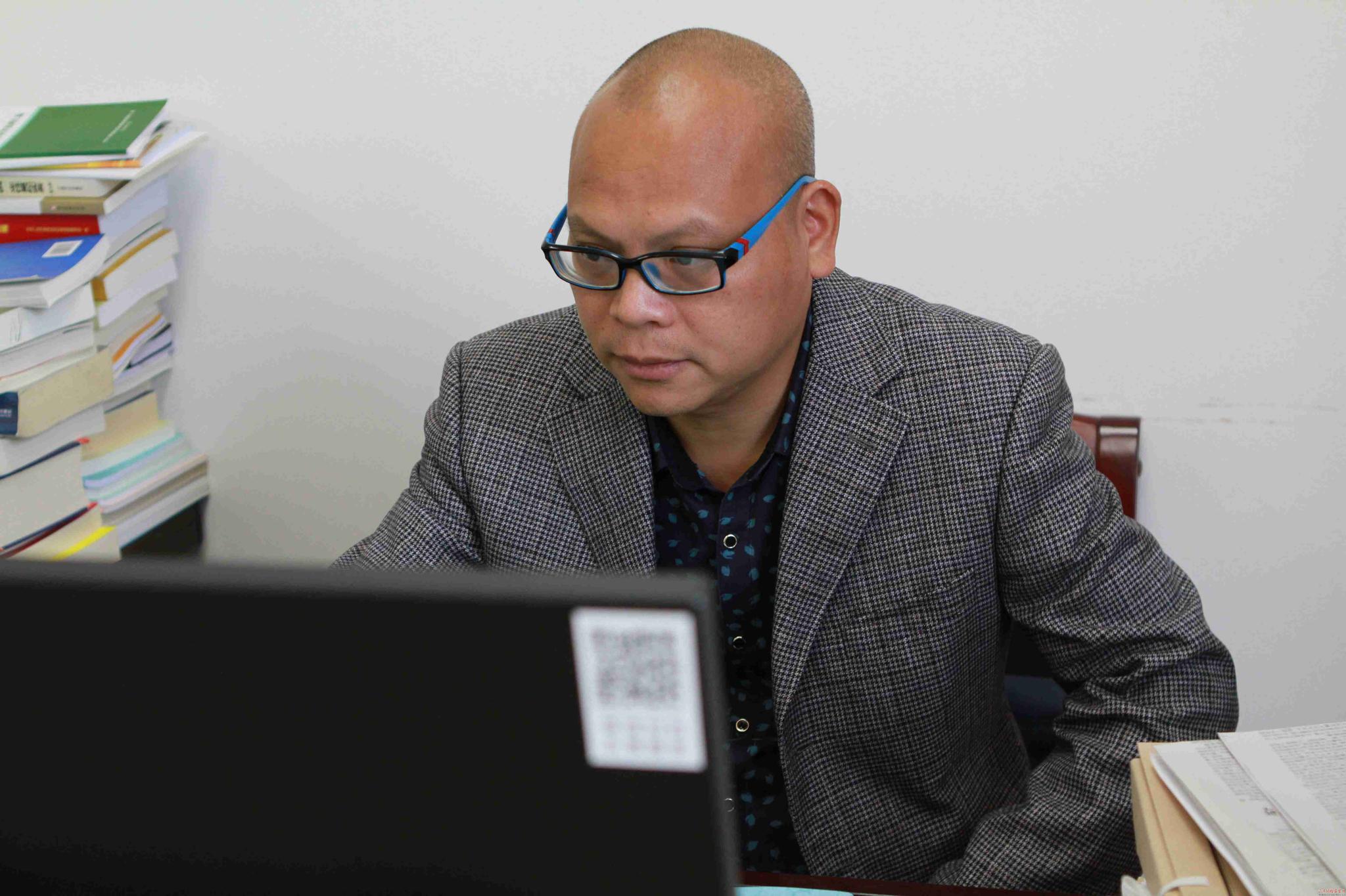 陈立东敢于碰硬解难的办案能手