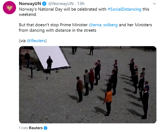 『索尔贝格』挪威女首相跳广场舞庆国庆节，还不忘保持社交距离