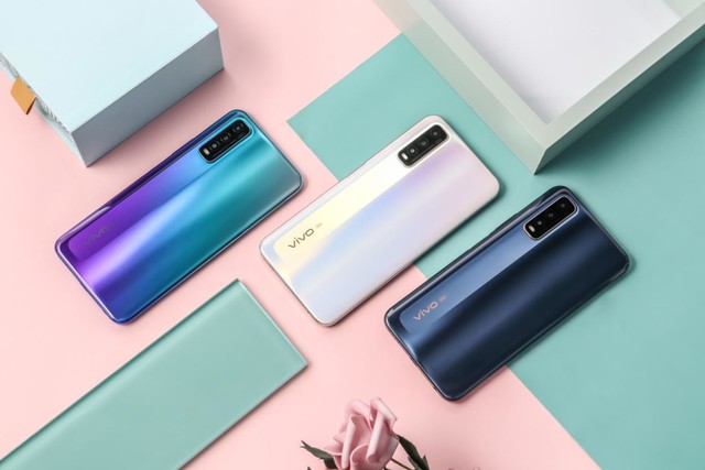 vivo y70s开启预售 潮美外观 双模5g带来轻畅体验