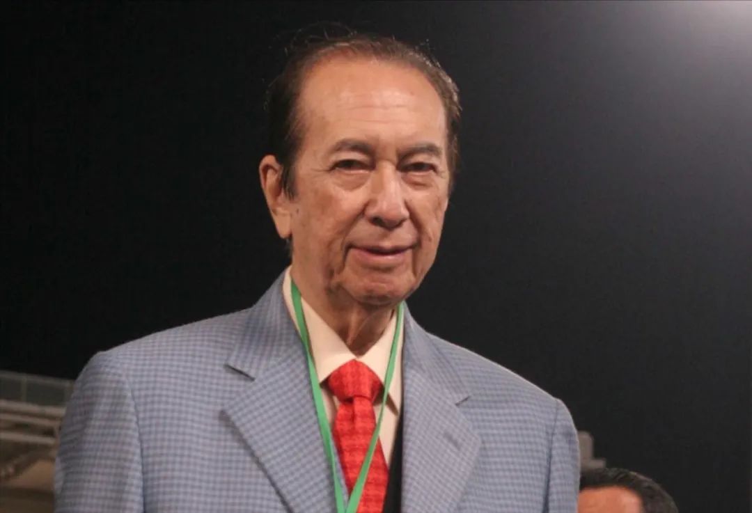 一代赌王何鸿燊病逝 商业王国的传奇如何延续?