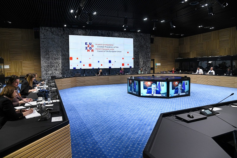 △ 图为欧盟总务理事会视频会议现场（图片来自欧盟理事会网站）