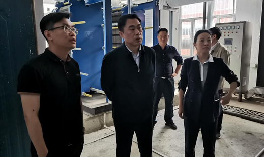 签约仪式后,李剑副县长,刘文斐副总经理共同出席了兴隆县清洁供暖技术