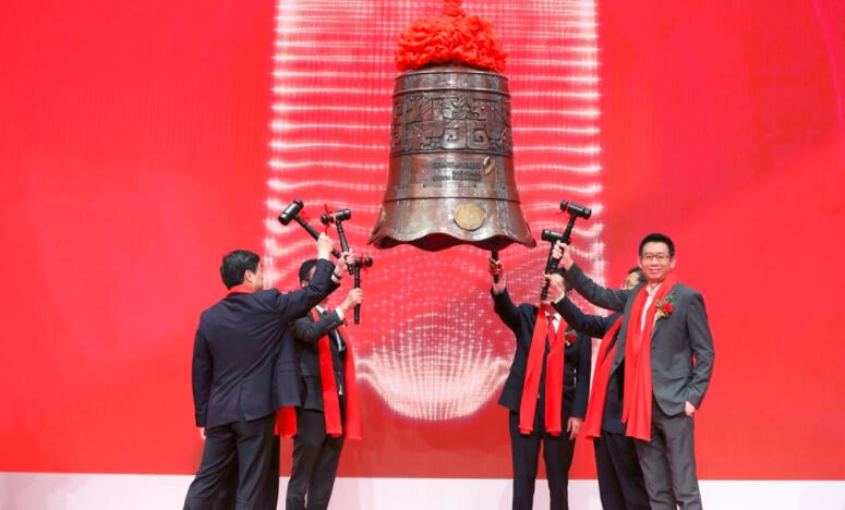 时隔3个多月 深交所重启现场上市仪式:佰奥智能敲钟|深交所_新浪财经