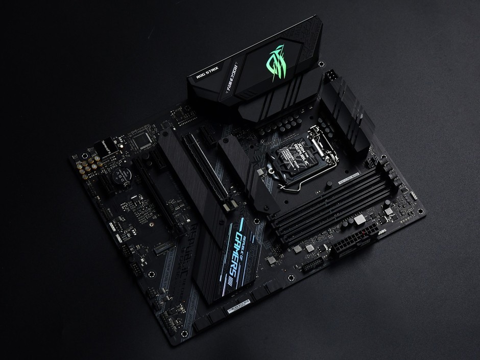 尽显10力华硕rogstrixb460fgaming图赏