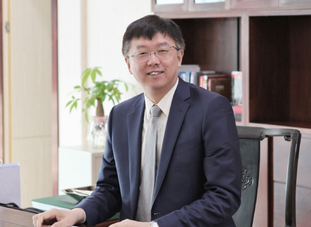 亿纬锂能董事长 刘金成