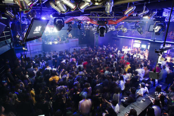 又集体感染韩国近6万夜店面临再关门