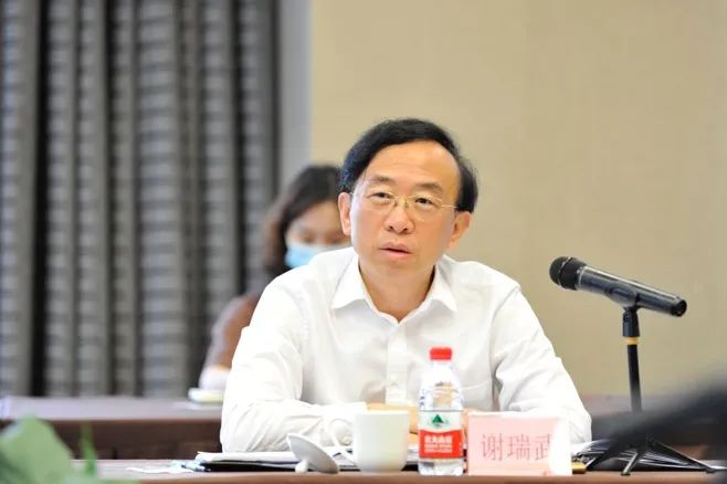 成都市市委常委常务副市长谢瑞武率队调研华西证券
