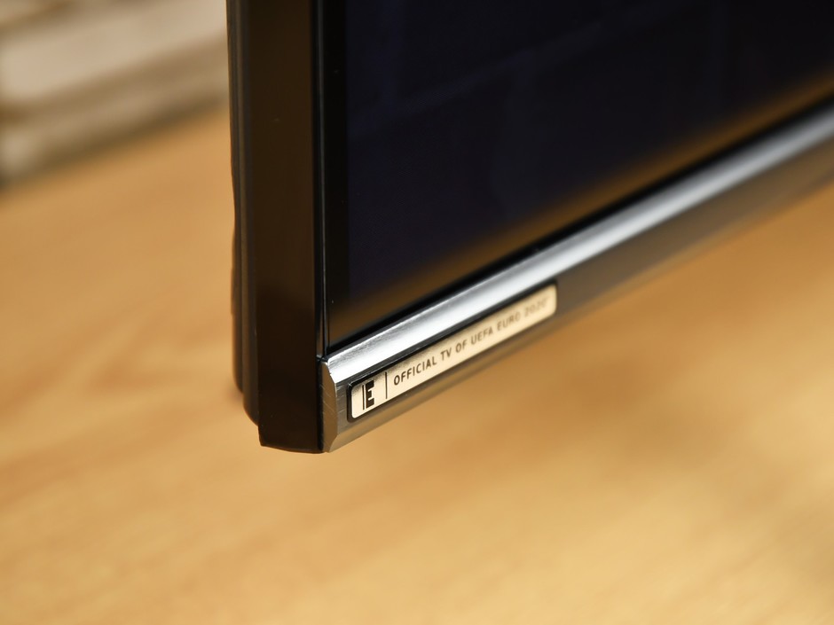 简约造型全面屏设计海信55e5f社交电视赏析