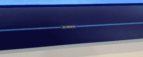  ▲隐藏在 Logo 处的摄像头