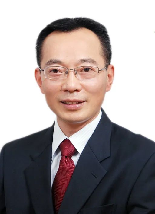 刘云龙中国保险学会理事刘云龙,经济学博士,是我国从事过财政学和金融