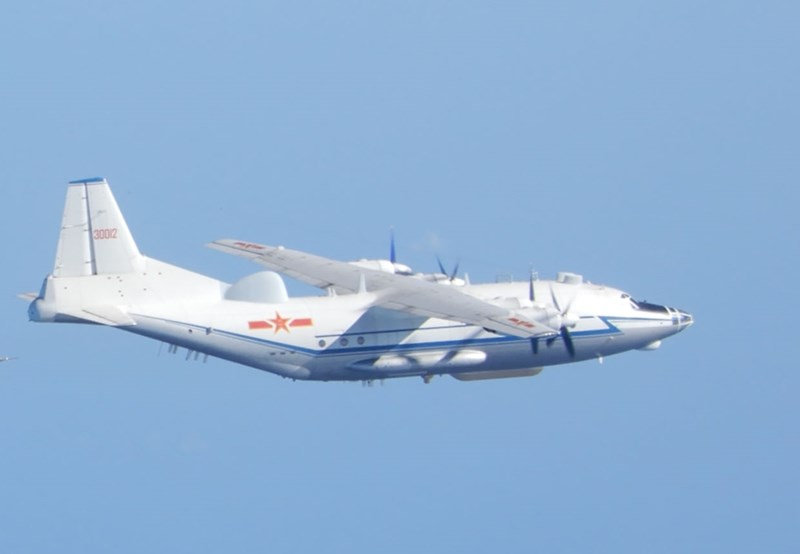 ��ž���-8���ַɻ�