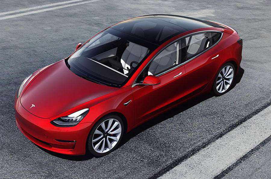 搭载磷酸铁锂版Model 3亮相  整车成本再次下探