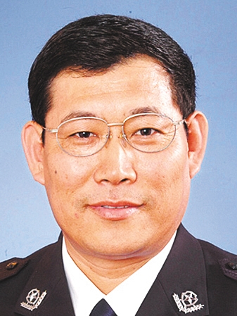 丰碑不朽鉴忠勇