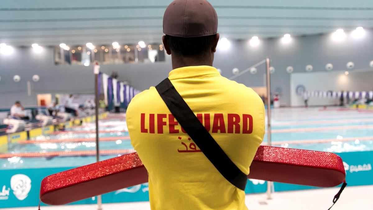 （迪拜泳池 来源：当地媒体）