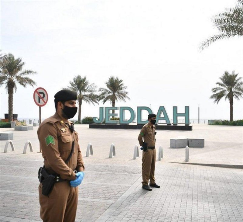 （图为沙特警方在吉达海滩巡逻，来自沙特当地媒体）