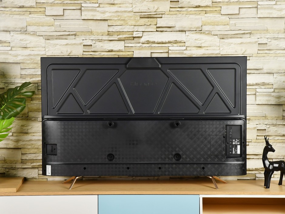 开启tv社交新大门 海信55e52f电视美图赏析