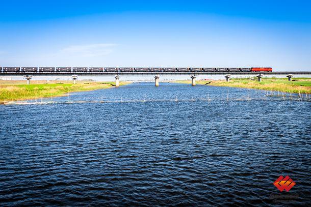 朔黄铁路黄万线实现连续安全生产5000天国家能源投资集团有限责任公司