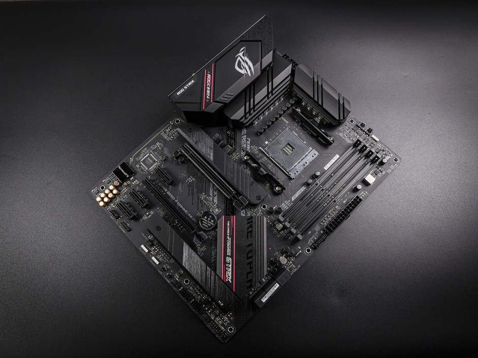 猛禽新秀华硕rogstrixb550fgamingwifi图赏