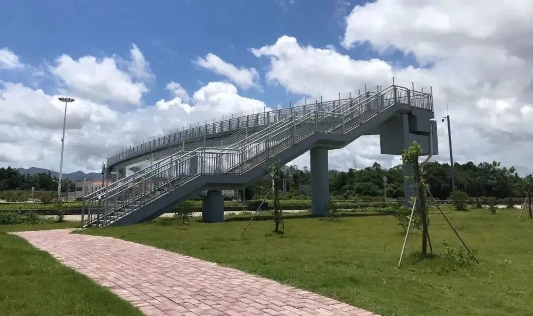 广东大变身新台高速合水服务区提质升级图