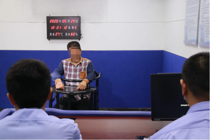 年 第一度大勋顿会毒感买包梦境幂