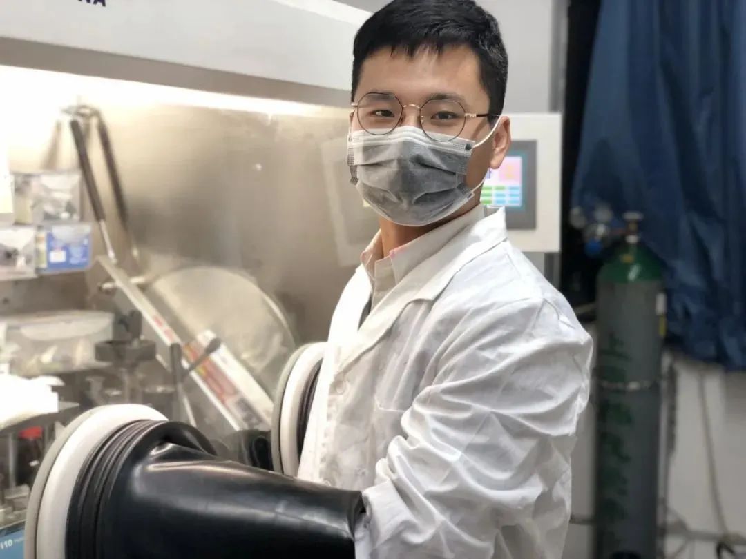 毕业生之星丨徐鸿彬追求卓越成功就会在不经意间追上你