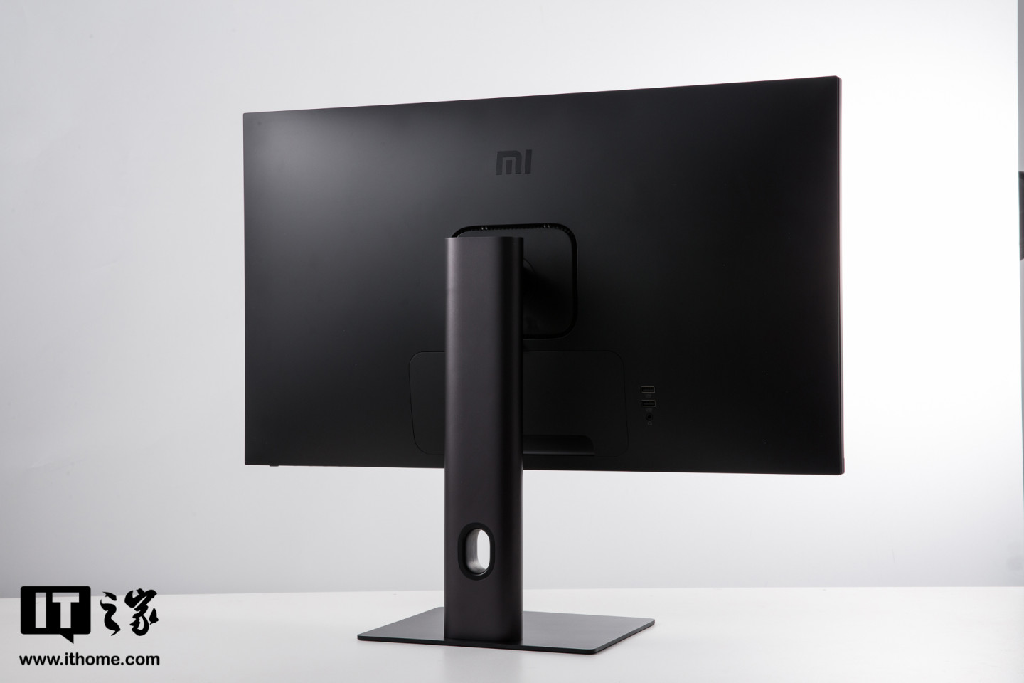 It之家开箱 小米27 英寸165hz 刷新率显示器图赏 手机新浪网 It之家开箱 小米27 英寸165hz 刷新率显示器图赏 手机新浪网