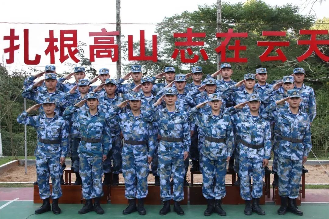 戍守海空65载他们是南海风云的瞭望者
