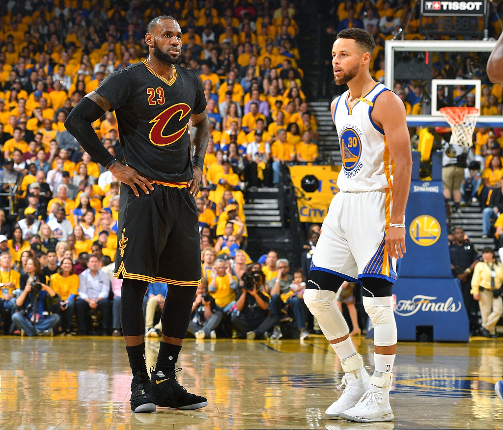 NBA比分勇士轻取火箭维金斯高效输出带队稳居西部前八