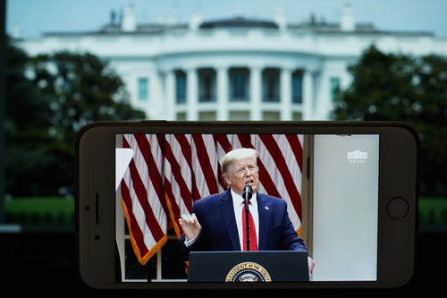 这是5月29日拍摄的美国总统特朗普在华盛顿白宫记者会上讲话的视频直播画面。新华社记者刘杰摄