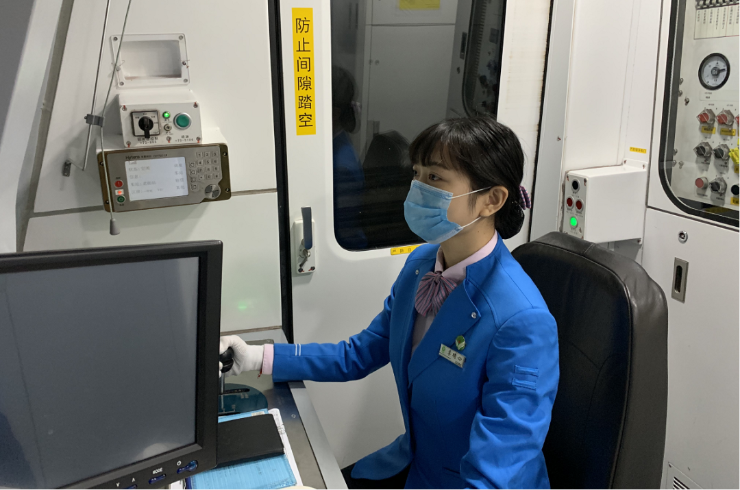 广东深圳地铁竹子林客车二队开好每一趟列车履行每一份承诺图