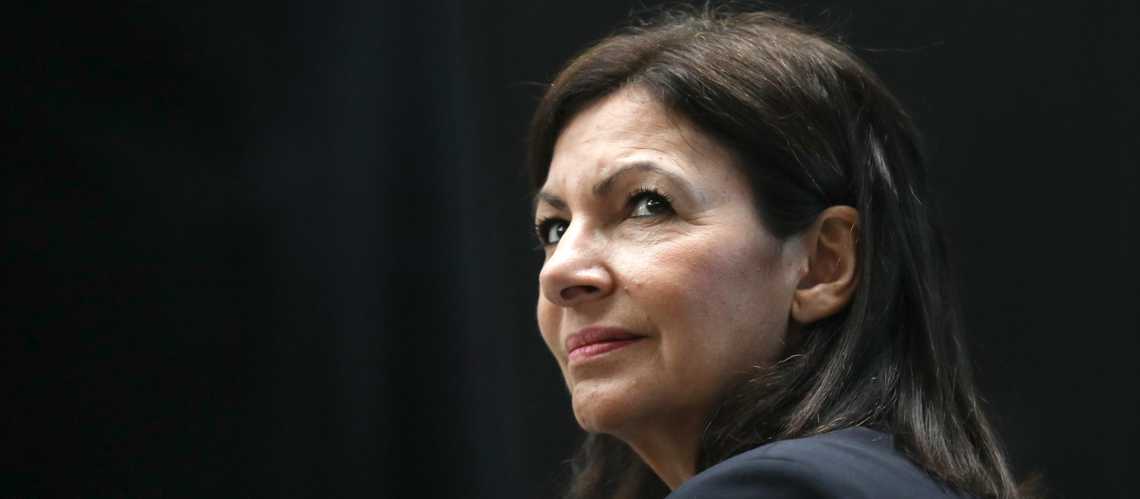 法国巴黎市长伊达尔戈称新冠病毒检测呈阳性