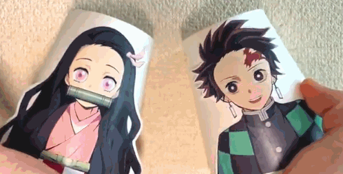 日本网友用纸杯做虚拟女主播绊爱智障表情神还原