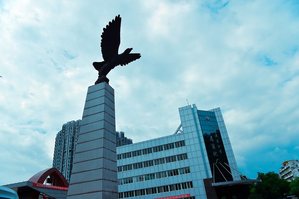 【视觉东风】再见,一线!