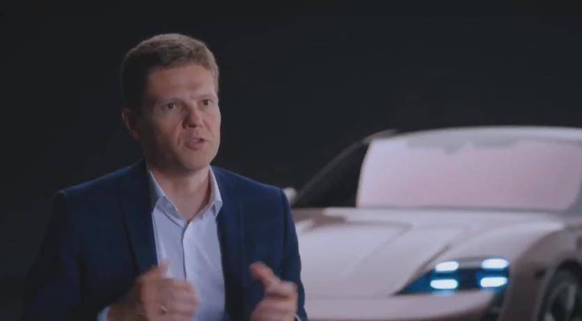 纯电保时捷迎入门级新车，后驱版Taycan预售88.8万起