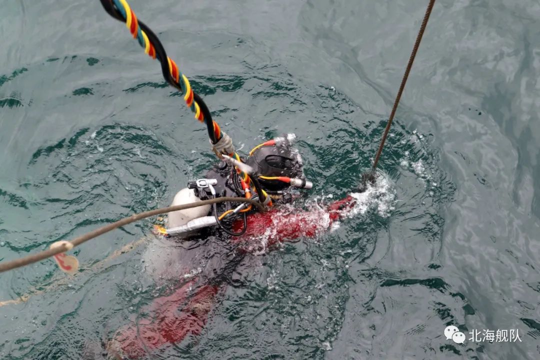 这次海面空中水下救援演练堪比大片