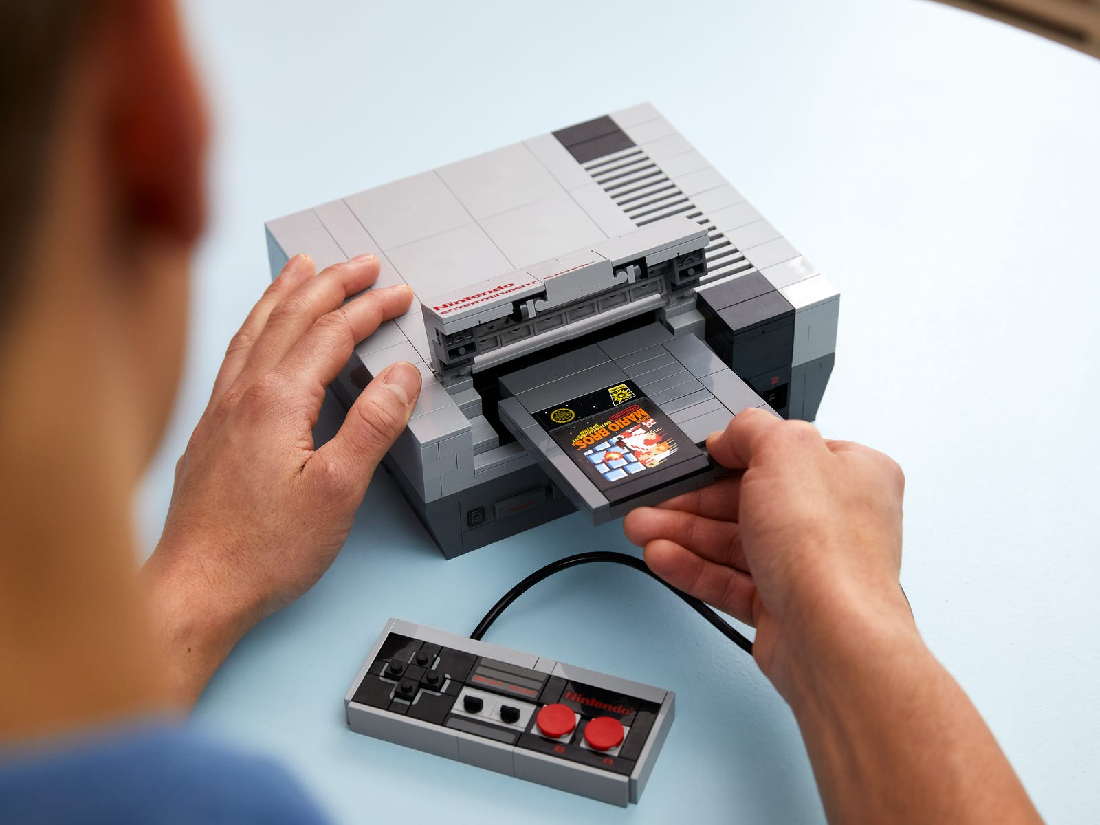 红白机发布37周年任天堂推出乐高版nes 乐高 任天堂 新浪科技 新浪网