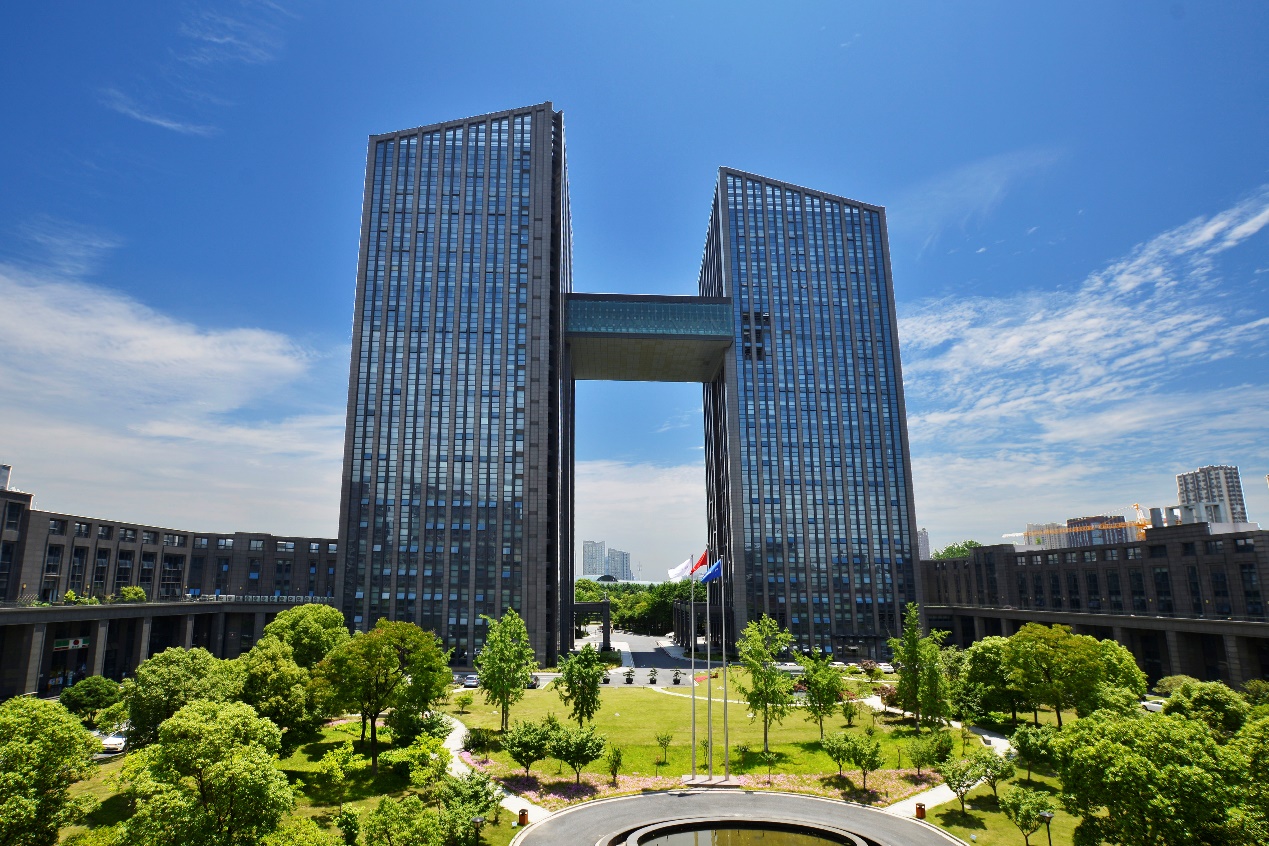 联想工作站携手浙江中控助力流程工业企业数字化转型