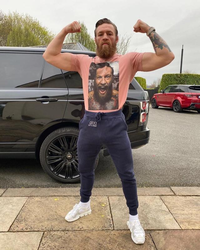 嘴炮教练正在监控三个对手,康纳虽与ufc决裂,但仍渴望复仇小鹰